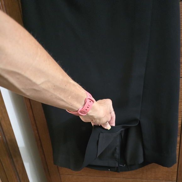NEW with tags- Talbots classic black knee length pencil skirt. - Picture 2 of 4